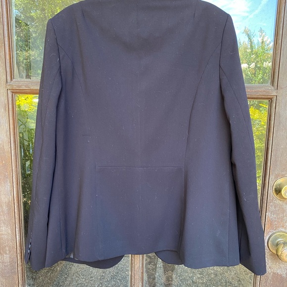 💲Basic Black Blazer - Picture 7 of 7